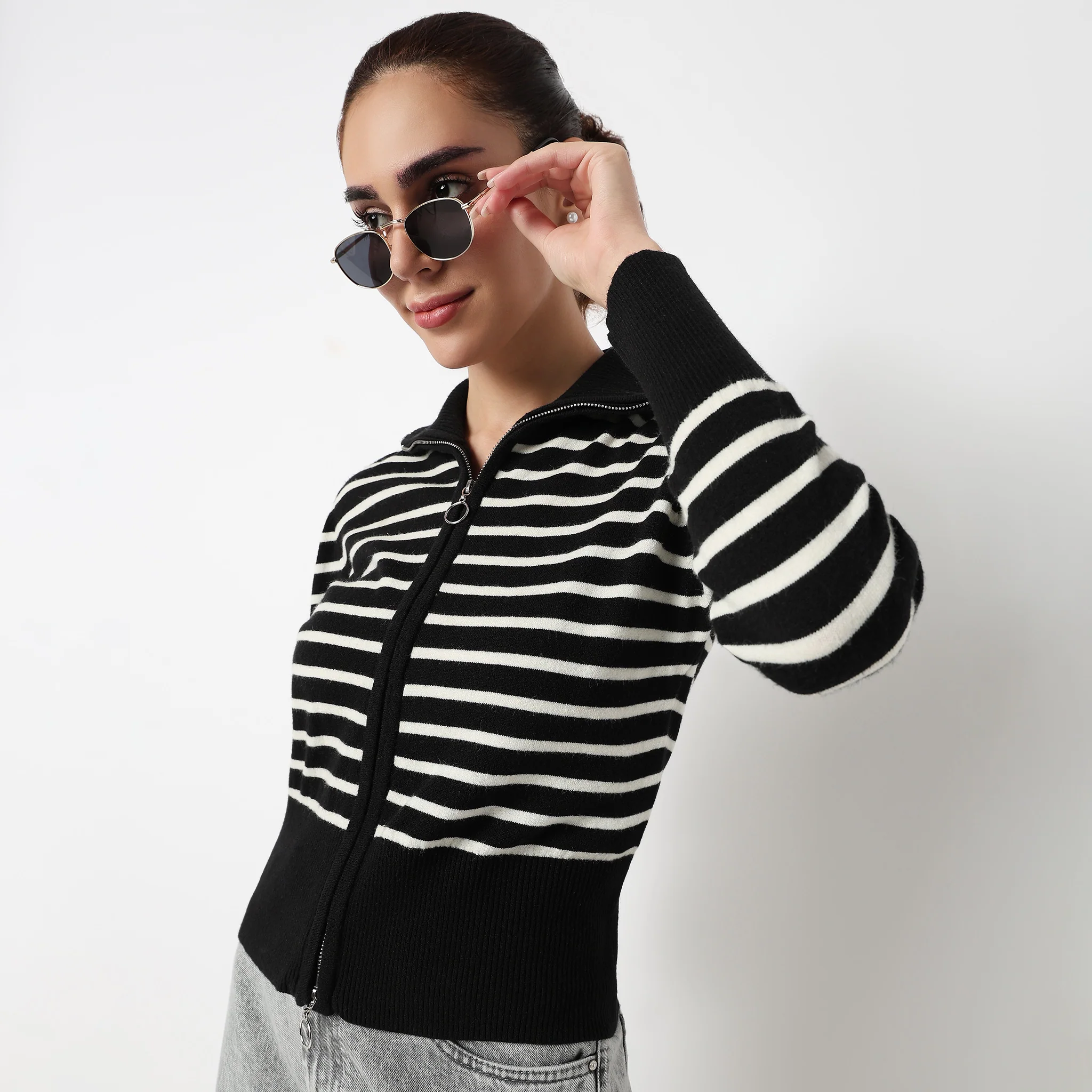 Striped Cropped Flat Knit Top - Image 4