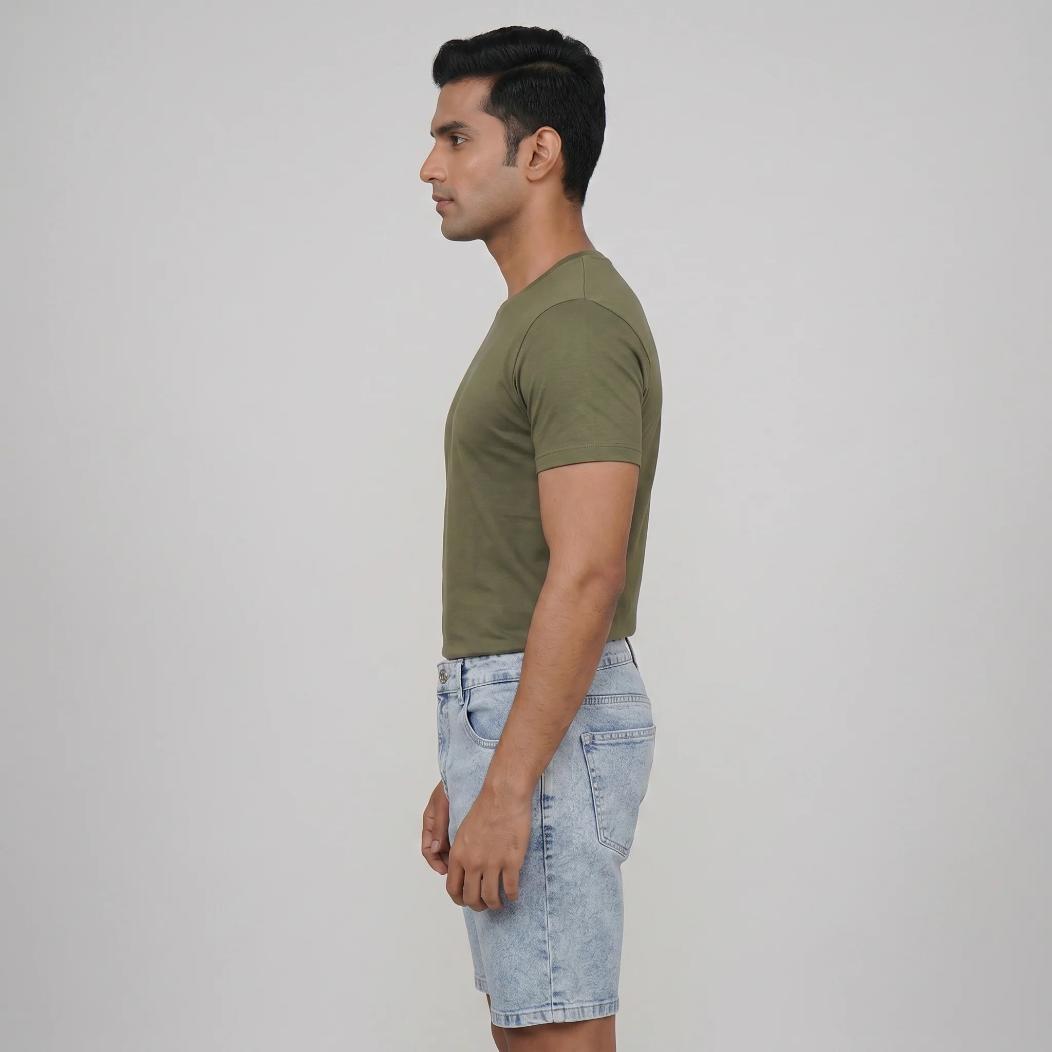 Woven Mid Rise Solid Shorts - Image 6