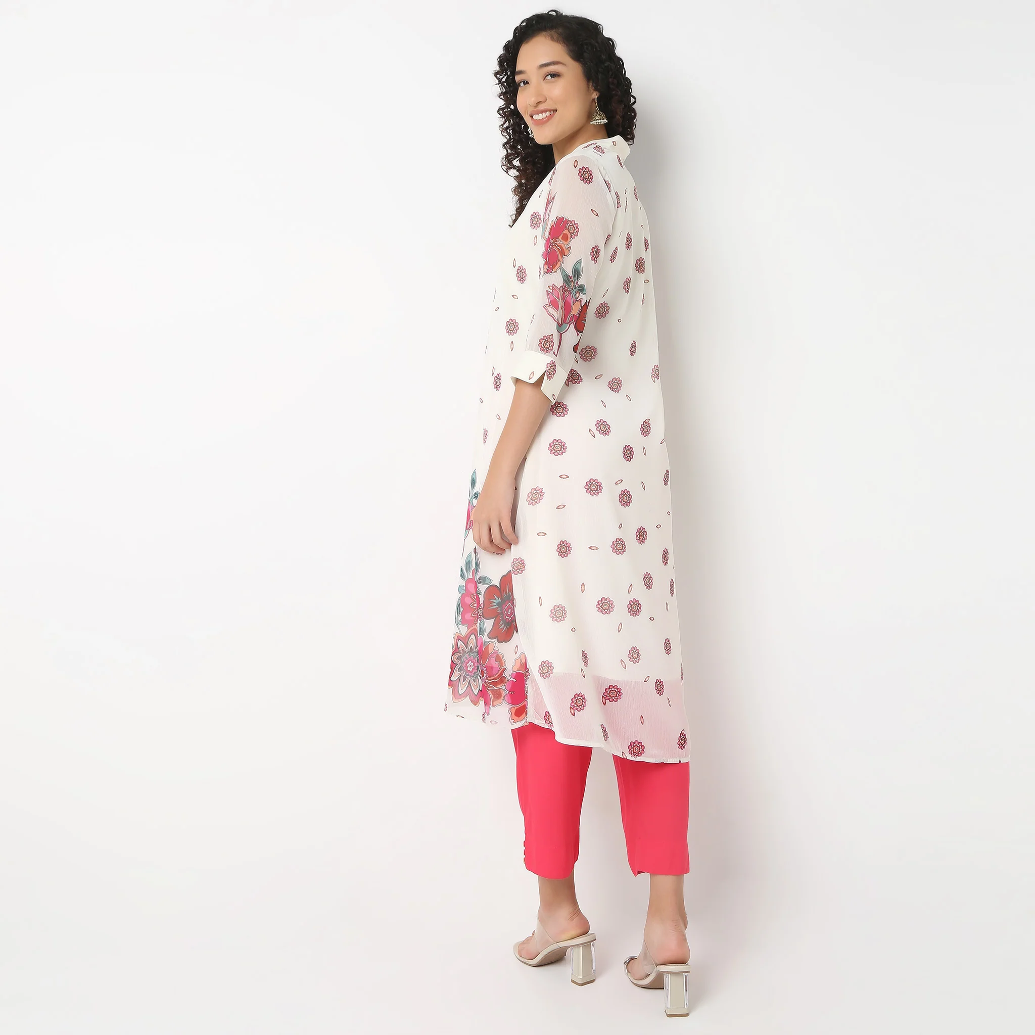 V-Neck Printed Below Knee Flared Kurta - Image 3