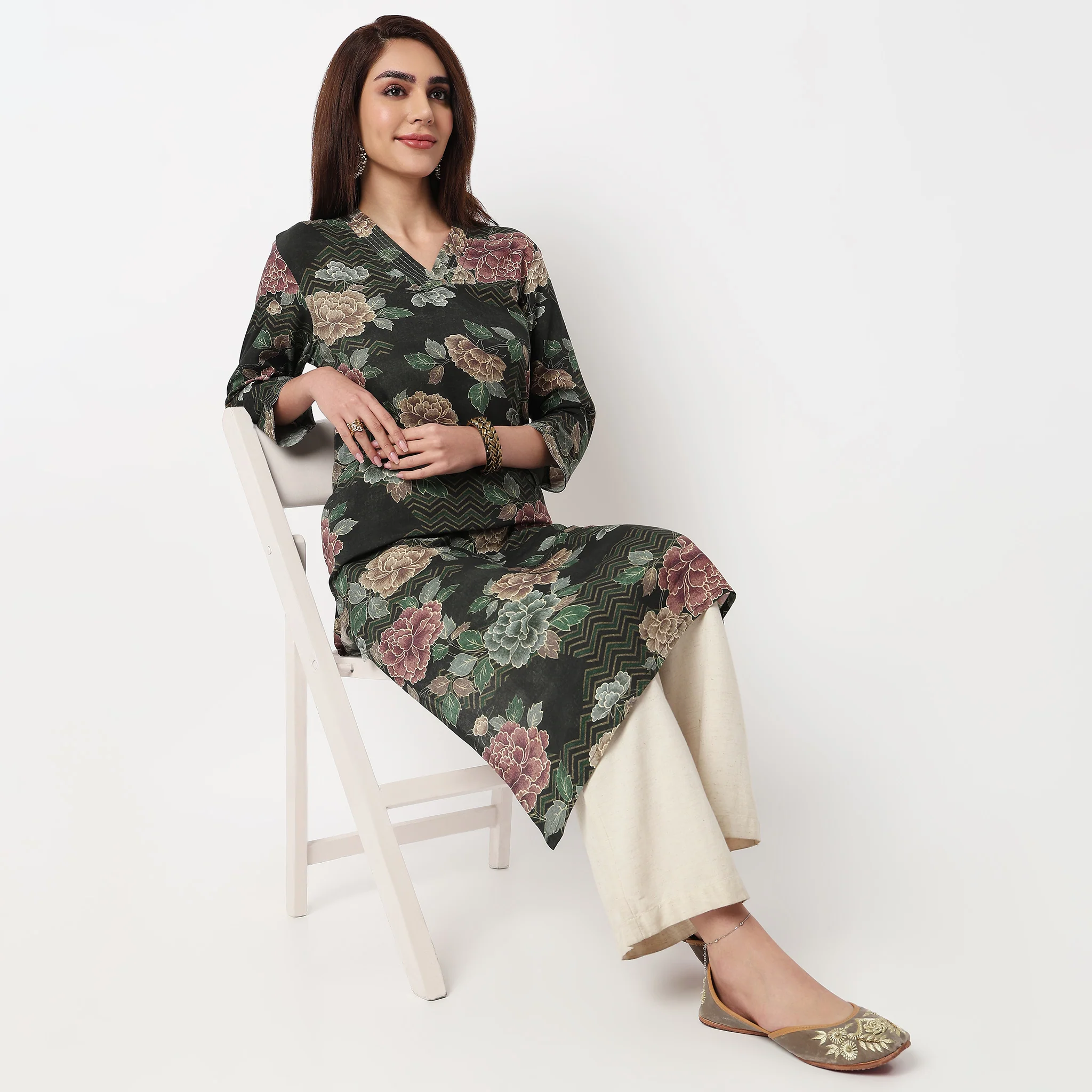 V-Neck Printed Long Kurta