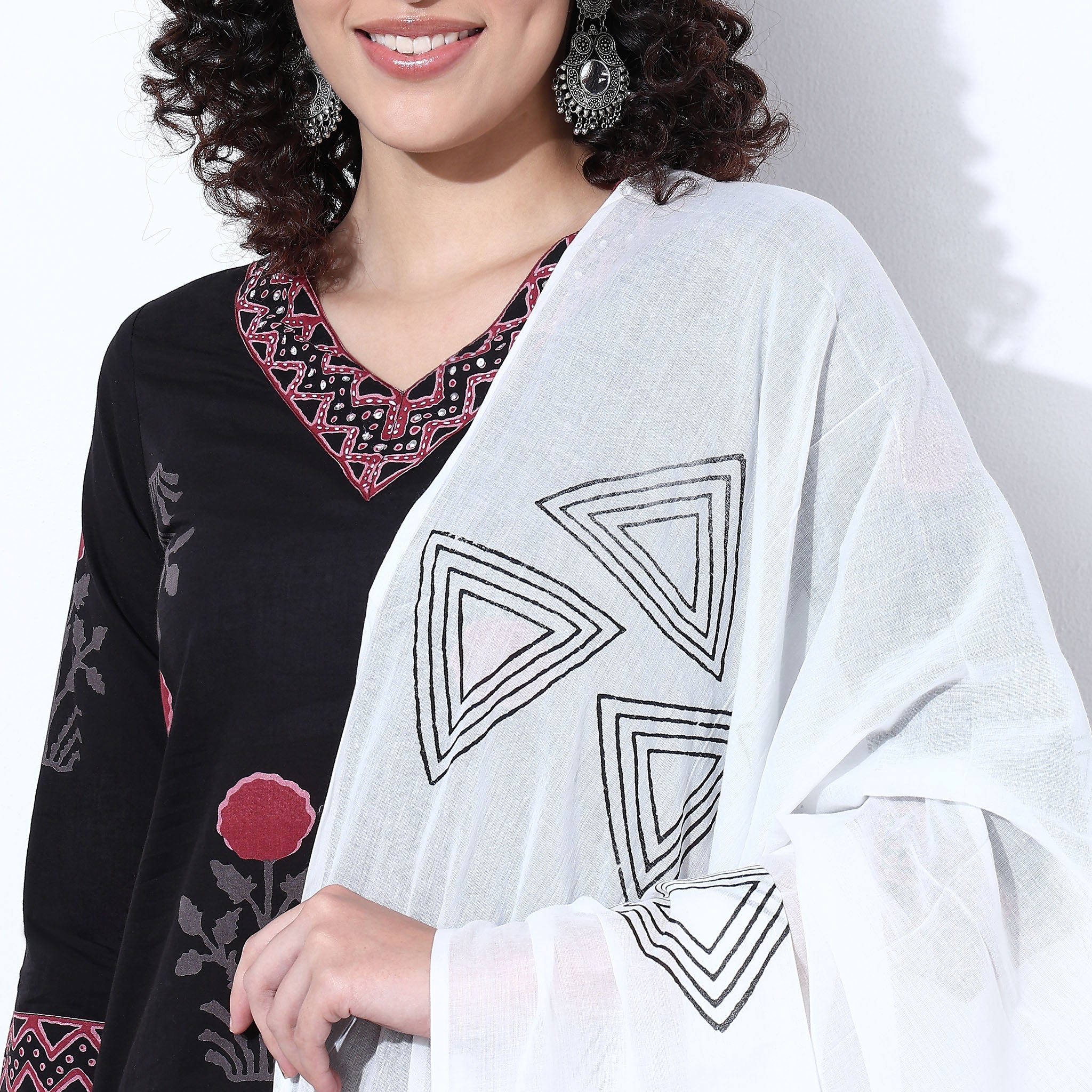 Cotton Printed Kurta and Pant with Dupatta Set - Image 8