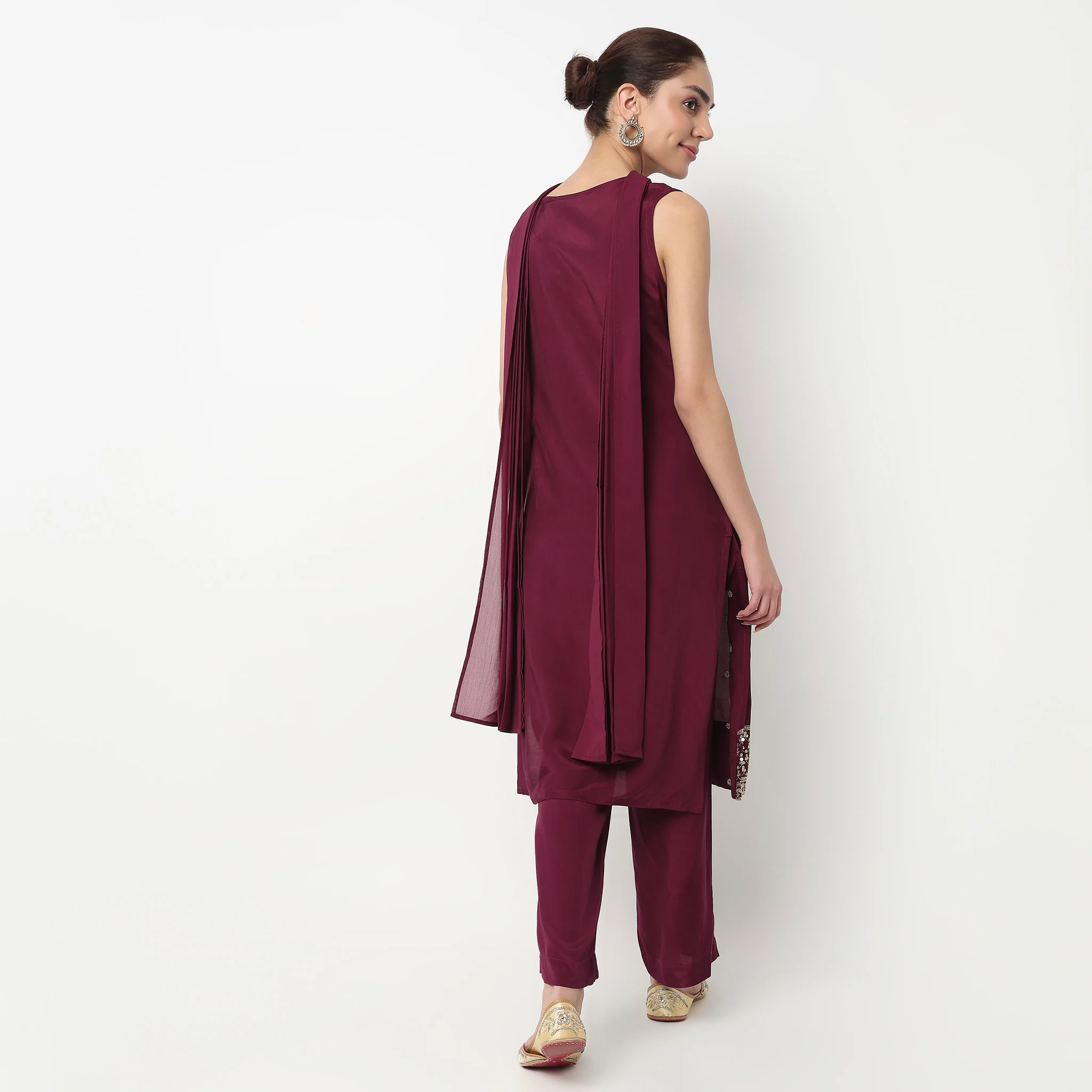 V-Neck Straight Kurta with Pant & with Dupatta Set - Image 3