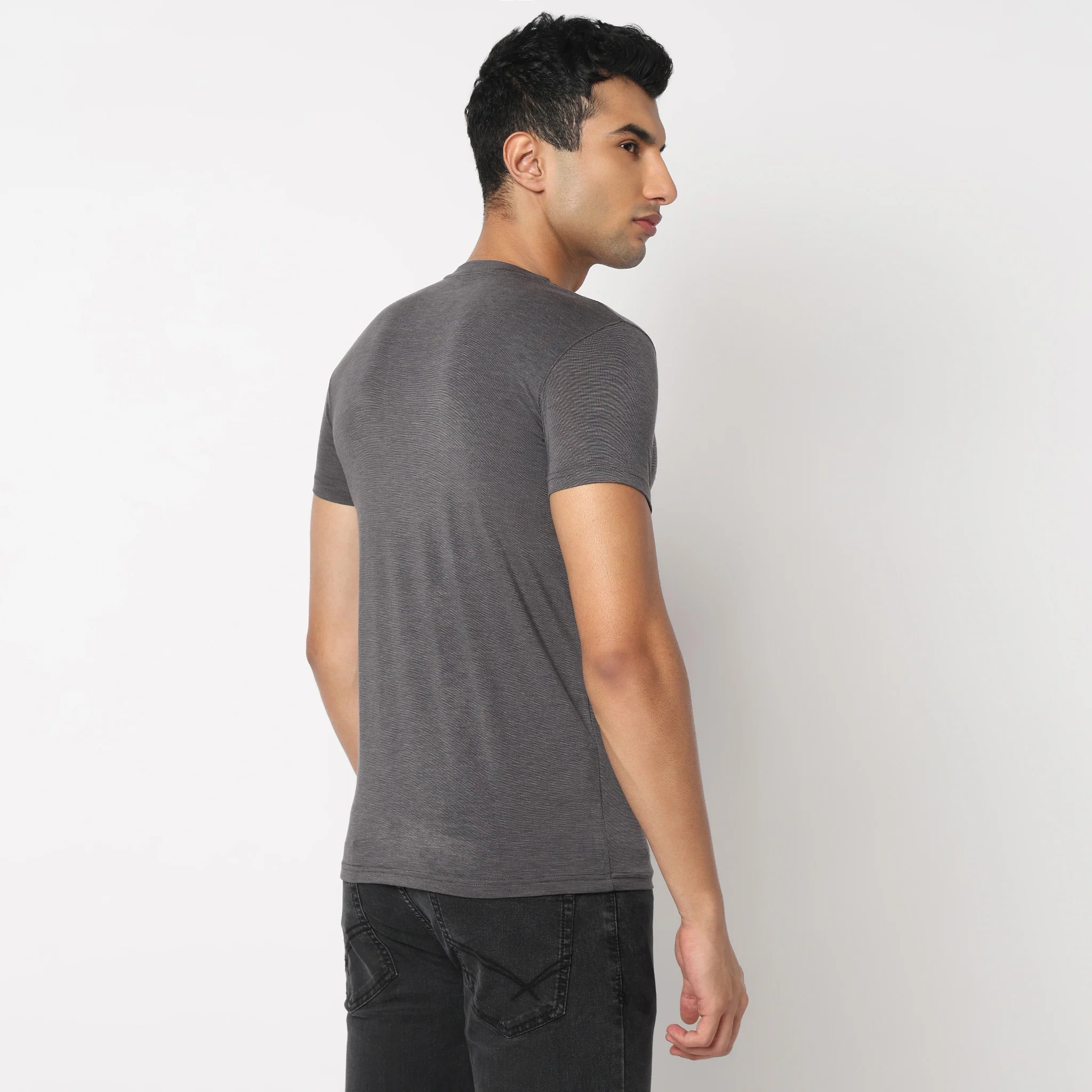 Heat-X HX-600 Half Sleeve Thermal Unisex T-Shirt – Warm and Best for Cold Conditions - Image 3
