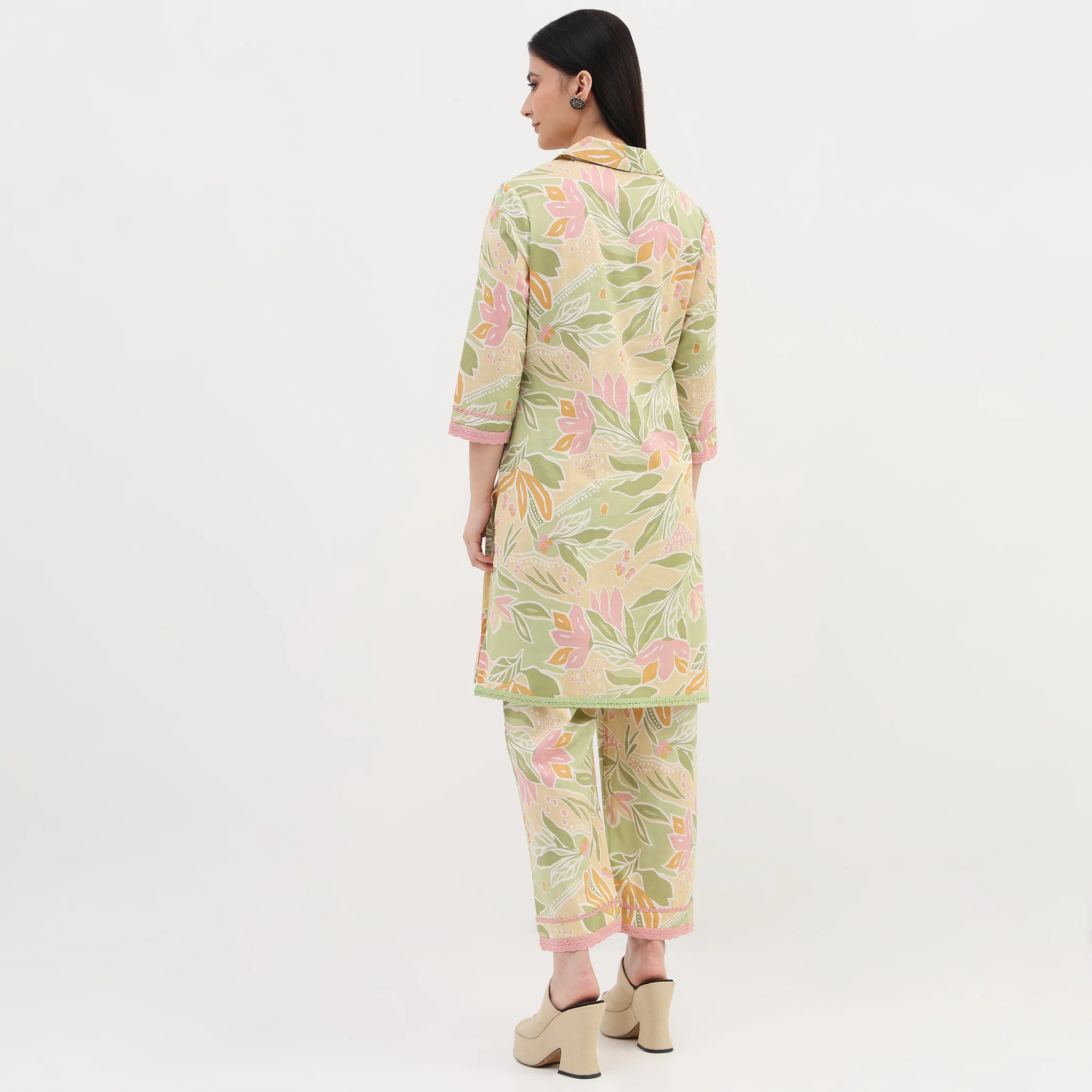 Woven Printed Straight Kurta - Image 3