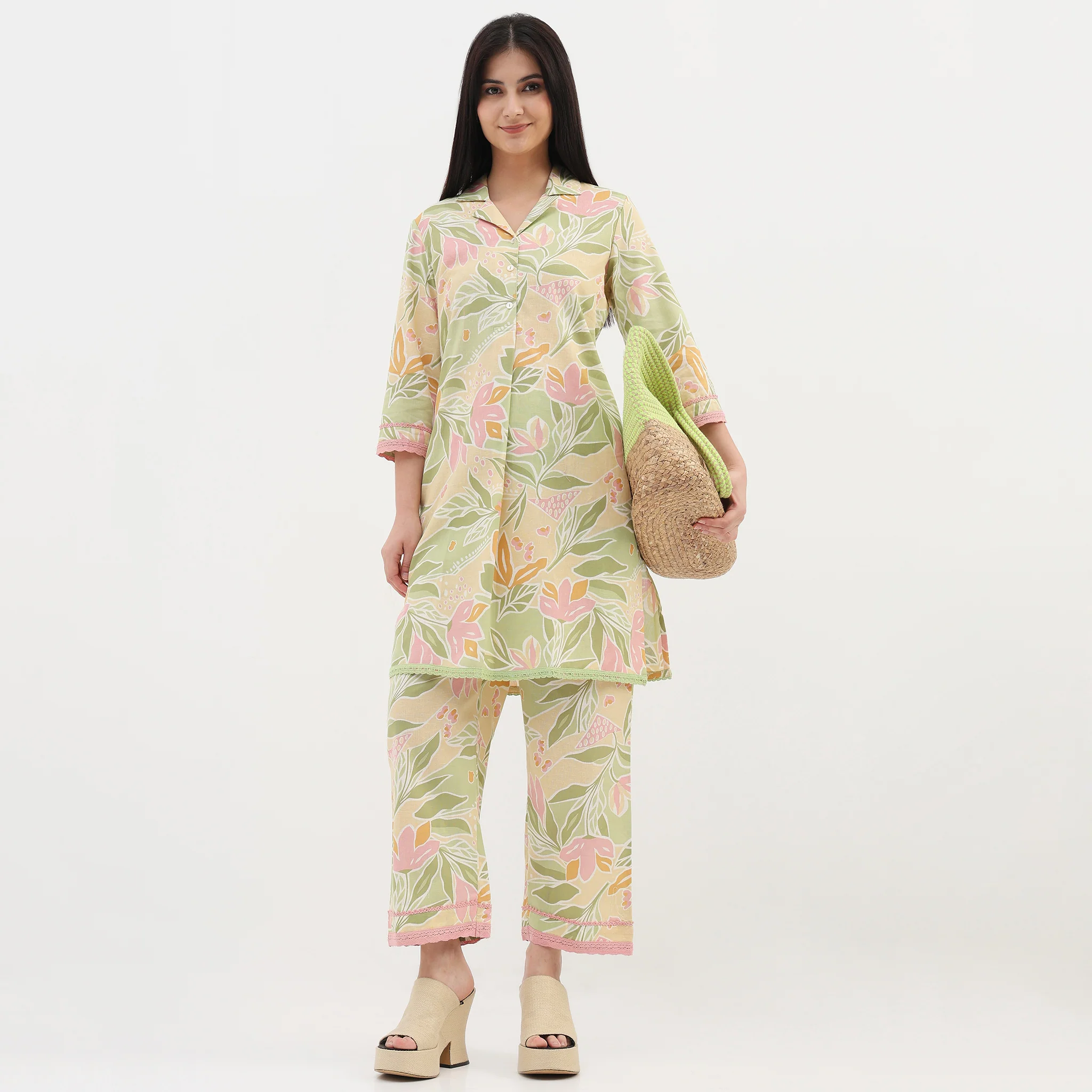Woven Printed Straight Pants